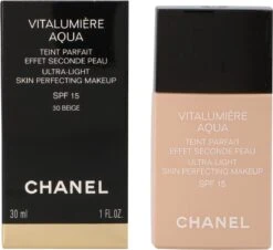 Chanel Vitalumiere Aqua Foundation - 30 Beige - SPF15 - 30 Ml -Cosmetica Promotiewinkel 1200x1099 2