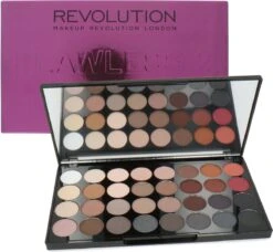 Makeup Revolution Flawless 2 Ultra Eyeshadows - Oogschaduw Palette - 32 Kleuren