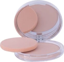 Clinique - STAY MATTE SHEER Powder 01-stay Buff 7.6 Gr 13 Clinique - STAY MATTE SHEER Powder 01-stay Buff 7.6 Gr -Cosmetica Promotiewinkel 1200x1158 33