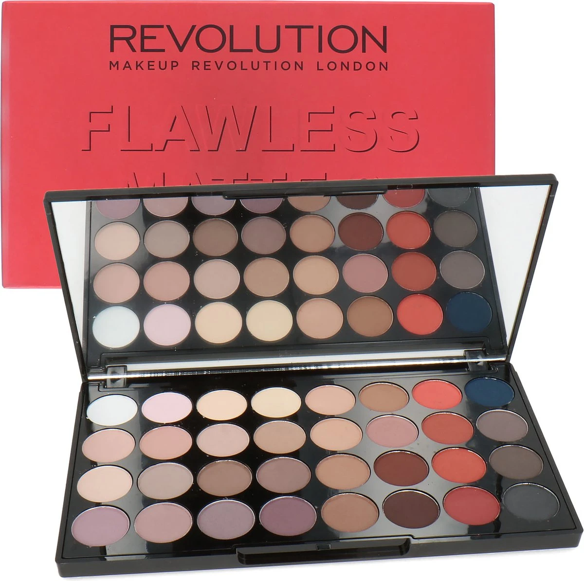 Makeup Revolution Flawless Matte 2 Oogschaduw Palette 1 Makeup Revolution Flawless Matte 2 Oogschaduw Palette