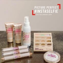 Rimmel London Insta Fix & Matte Make-uppoeder - 01 Clear -Cosmetica Promotiewinkel 1200x1200 3478