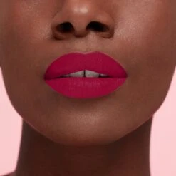 L’Oréal Paris Make-Up Designer Les Macarons Lippenstift - 828 Framboise Frenzy - Rood - Langhoudend - 6,7 Ml -Cosmetica Promotiewinkel 1200x1200 361