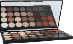 Makeup Revolution Flawless 2 Ultra Eyeshadows - Oogschaduw Palette - 32 Kleuren -Cosmetica Promotiewinkel 1200x730 1