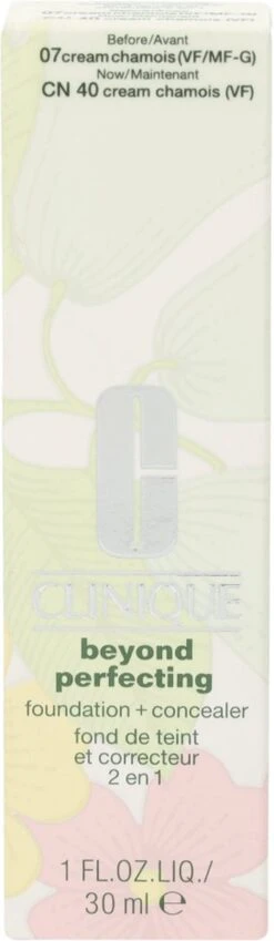 Clinique Beyond Perfecting Foundation + Concealer - 07 Cream Chamois -Cosmetica Promotiewinkel 349x1200 10
