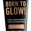 NYX Professional Makeup - Born To Glow Naturally Radiant Foundation - Natural