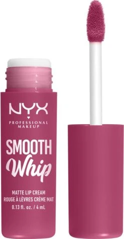 NYX Professional Makeup - Smooth Whip Matte Lip Cream Onesie Funsie - Vloeibare Lippenstift - 4ML -Cosmetica Promotiewinkel 621x1200 4
