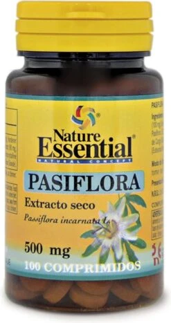 NYX Professional Makeup - Born To Glow Naturally Radiant Foundation - Natural -Cosmetica Promotiewinkel 635x1200 4